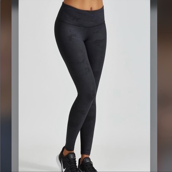 Noli vivid camo‎ legging size S - Picture 1 of 8